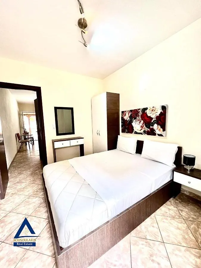 Apartment Athina K Rooms Nea Kallikrateia Griechenland